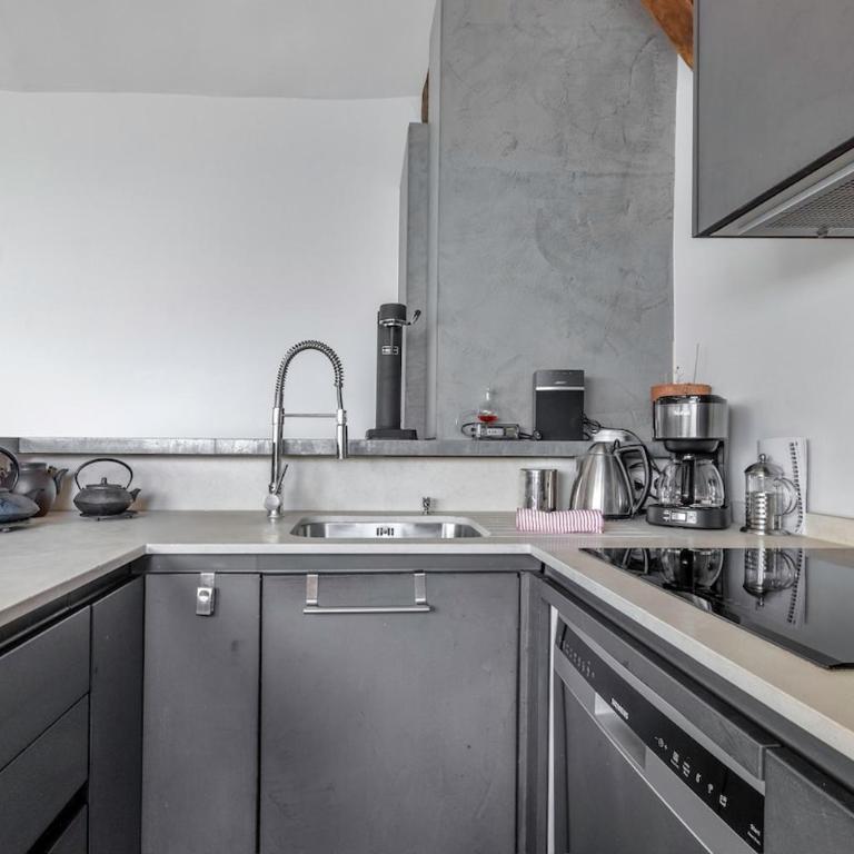 Duplex Marais - 2 Chambres, 5 Lignes Métro - Appartement - 10