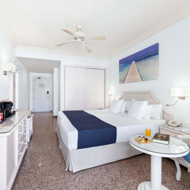 Mac Puerto Marina Benalmádena - Habitación Doble con terraza - 1 o 2 camas - 2