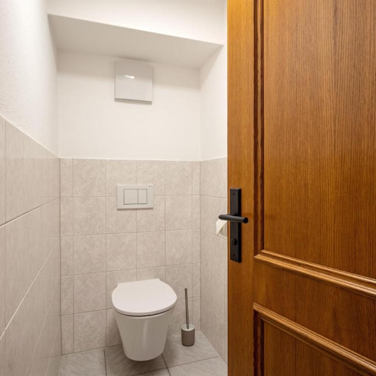 Egger Stall - Two-Bedroom Apartment - 11