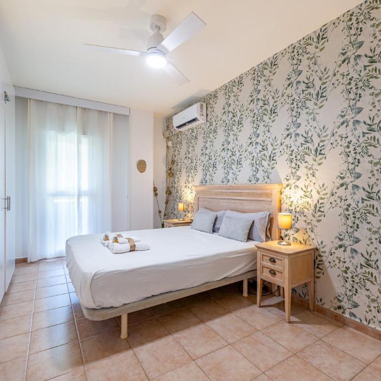 797 Holiday Rentals- Precioso piso con vistas al jardin en Benalbeach - One-Bedroom Apartment - 11