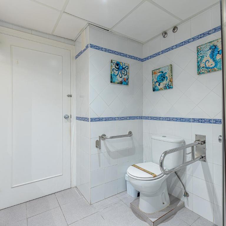 797 Holiday Rentals- Precioso piso con vistas al jardin en Benalbeach - One-Bedroom Apartment - 13