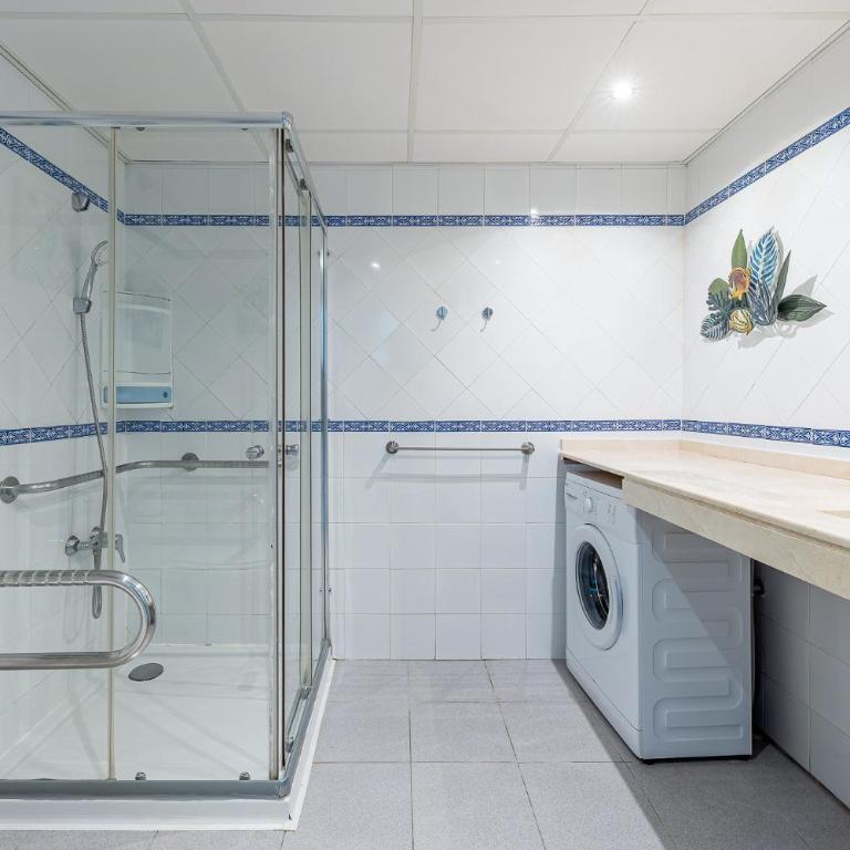 797 Holiday Rentals- Precioso piso con vistas al jardin en Benalbeach - One-Bedroom Apartment - 18