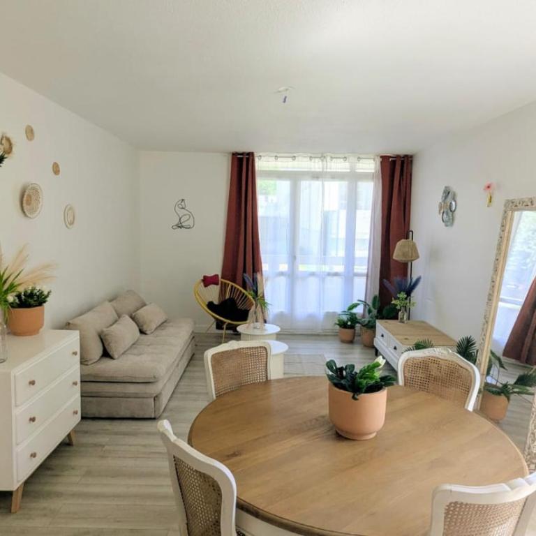 Cosy Jungles - T3 - Balcon & parking privé - Appartement 2 Chambres avec Terrasse - 4