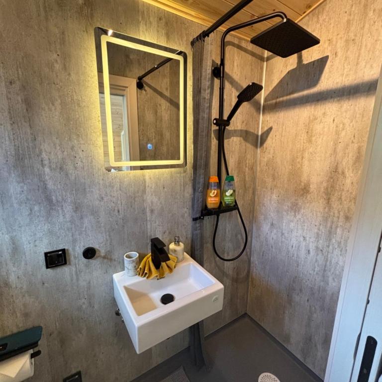 Sisis Cosy House - Apartment mit 1 Schlafzimmer - 12