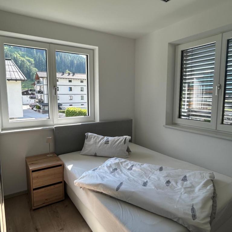 Appartement Bergblick Eben - Apartment mit 2 Schlafzimmern - 18
