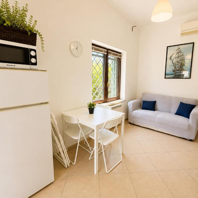 Free parking---5 minutes from the bus stop--- - Appartamento con 3 Camere da Letto - 5