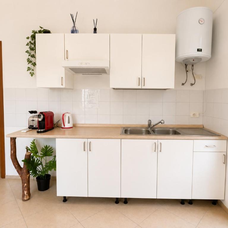 Free parking---5 minutes from the bus stop--- - Appartamento con 3 Camere da Letto - 25