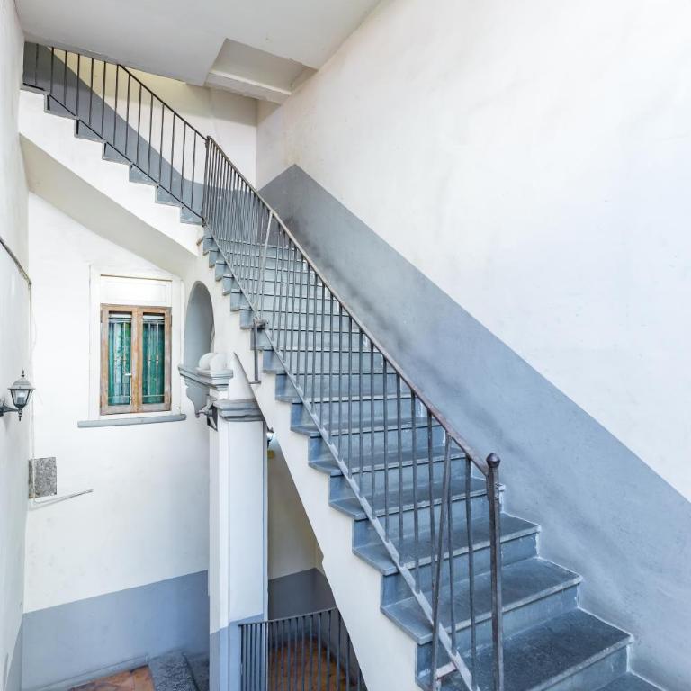 Viewsuvio Two Apartments & Terraces - Three-Bedroom Superior Apartment - 55