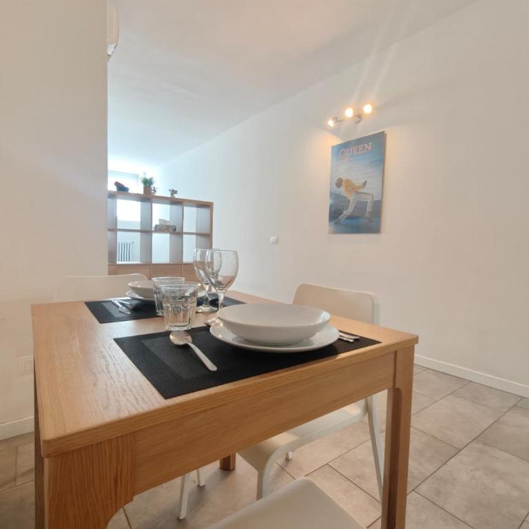 Strategic & Large Studio with Self Check In - Fondazione Prada, Milano with AC, Wifi, Washing Machine - Appartamento con 1 Camera da Letto - 7