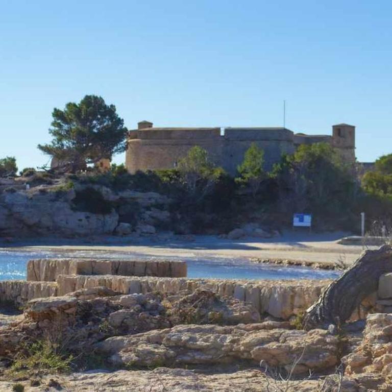 Villa Cardona Tres Calas alquiler turístico - Casa de 4 dormitorios - 36