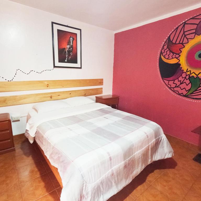 Huaraz Colonial - Double Room with Private Bathroom - 5