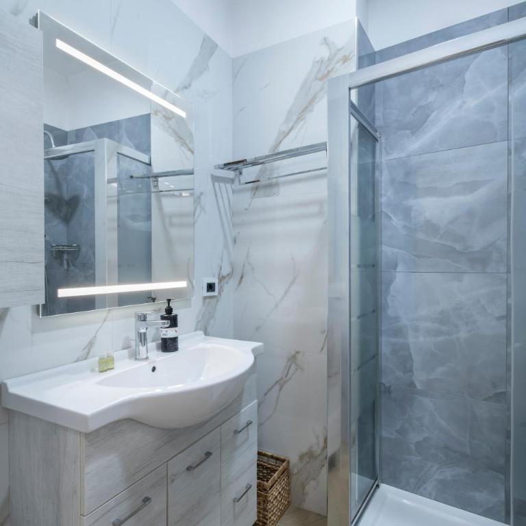 Rohome Stay - Camera Matrimoniale Standard - 15