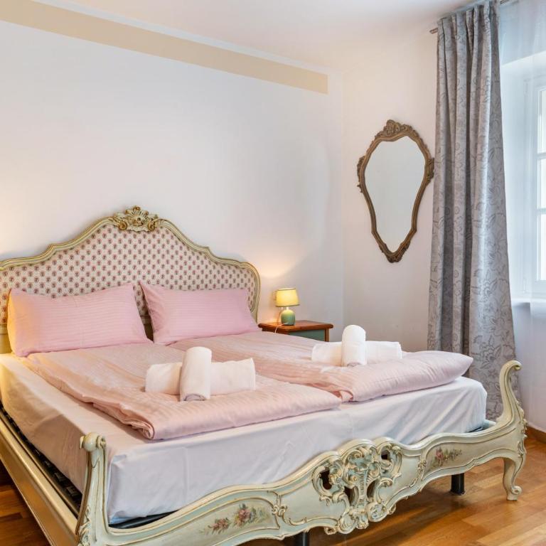 Historic Chateau Soldà Dolomites - Appartamento Superior con Balcone - 30