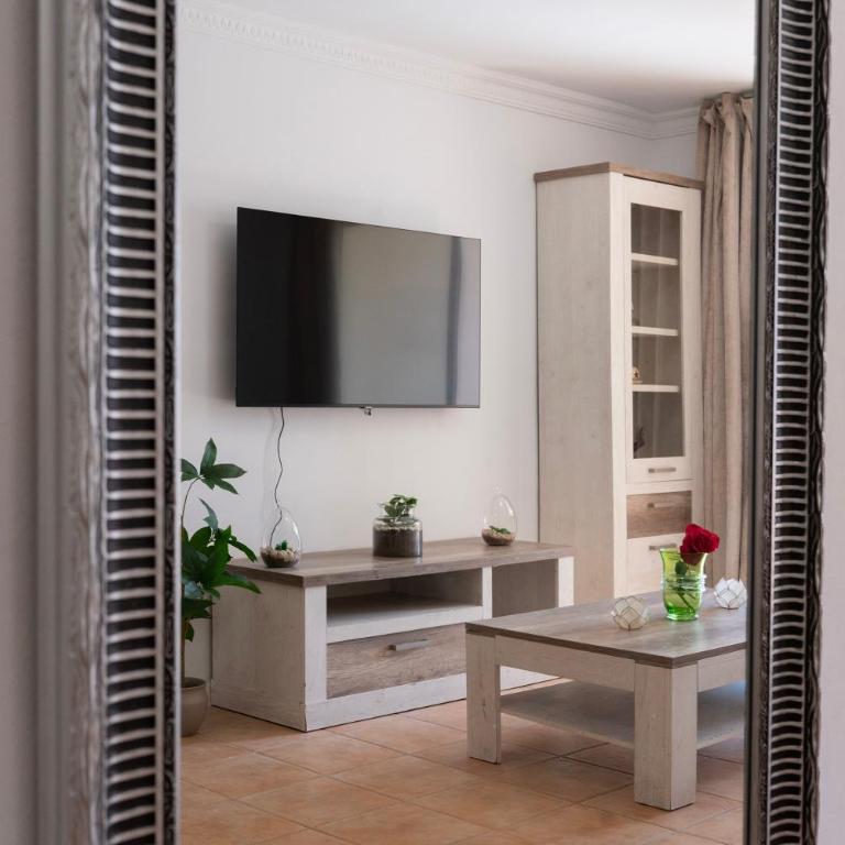 Tenerife Stay Los Cristianos 3 Bedroom Pool Apartment - Apartamento de 3 dormitorios - 6