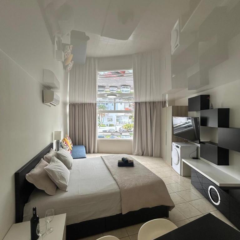 Studio Los Cristianos Beach - Studio Apartment - 1