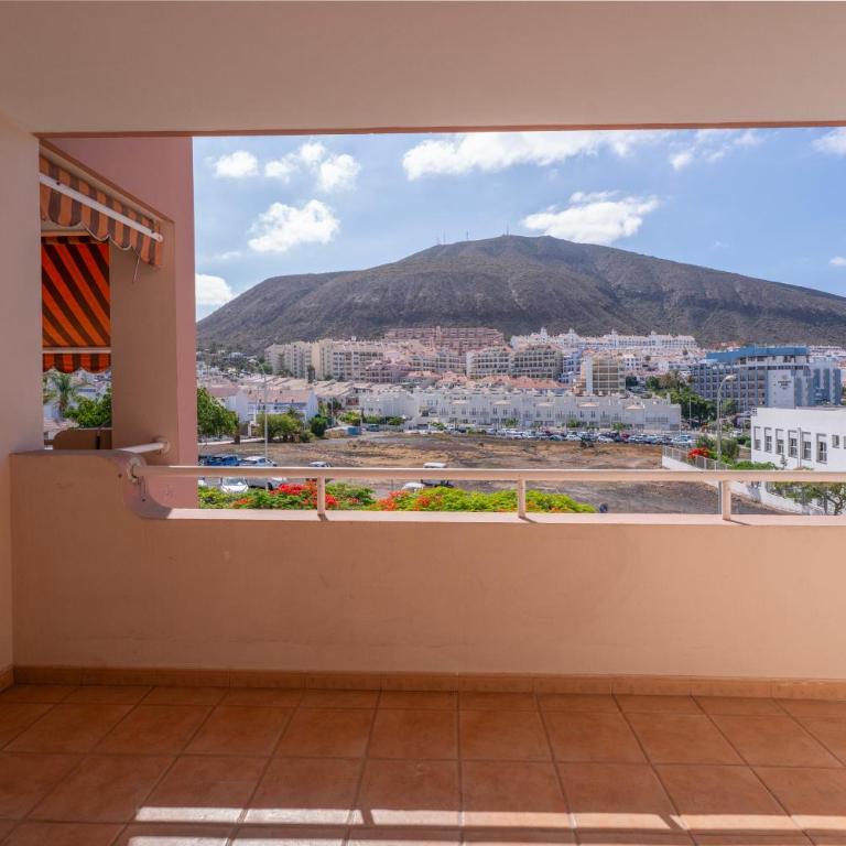 Tenerife Stay Los Cristianos 3 Bedroom Pool Apartment - Apartamento de 3 dormitorios - 17