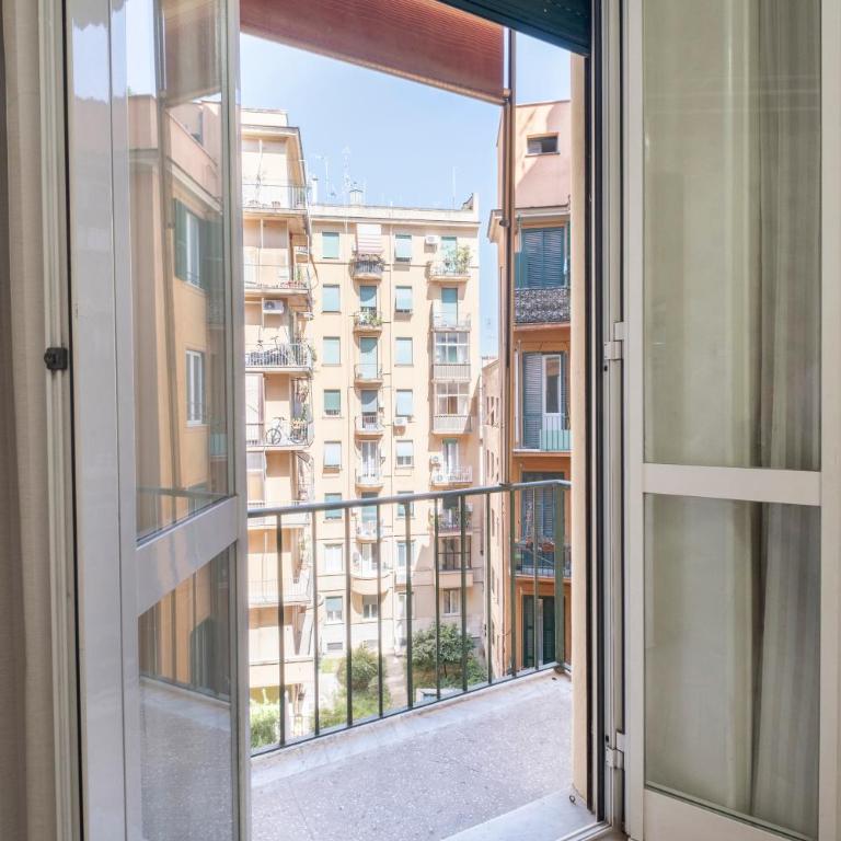 Rohome Stay - Camera Matrimoniale con Balcone - 11
