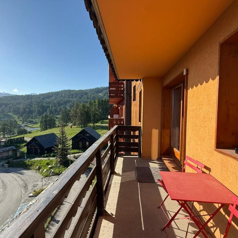 Risoul T4 8 pers Piscine et sauna proche pistes - Appartement - 4