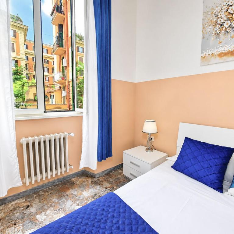 Sweet Life Guesthouse Hospety Group - Camera Matrimoniale con Servizi Igienici in Comune - 2