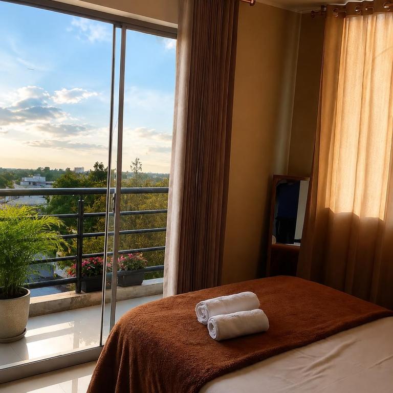 HOTEL SAN GABRIEL cerca AL CENTRO DE CHICLAYO - Large Double Room - 1
