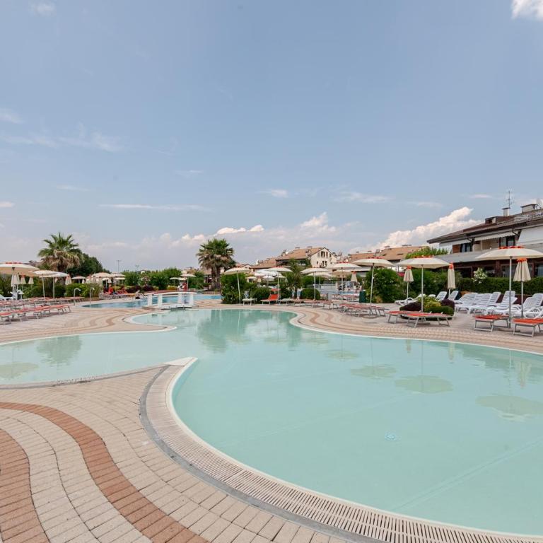 3BR Lago Garda 100m Pool Green Residence - Appartamento con 3 Camere da Letto - 32