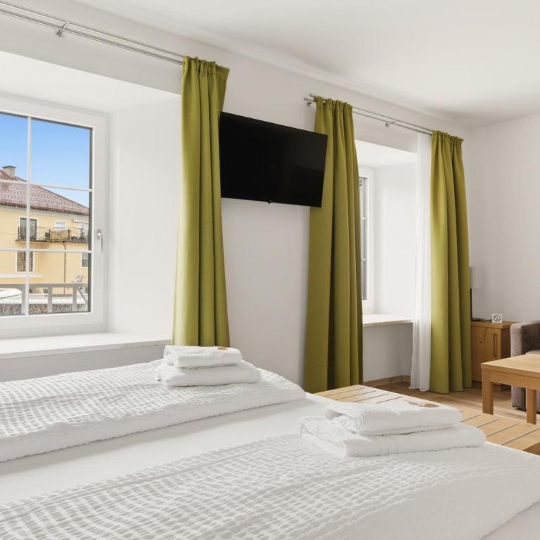 Hotel Lebzelter Straßwalchen, Familien und Business Aufenthalt, Seengebiet, Erlebnispark - Doppelzimmer - 8