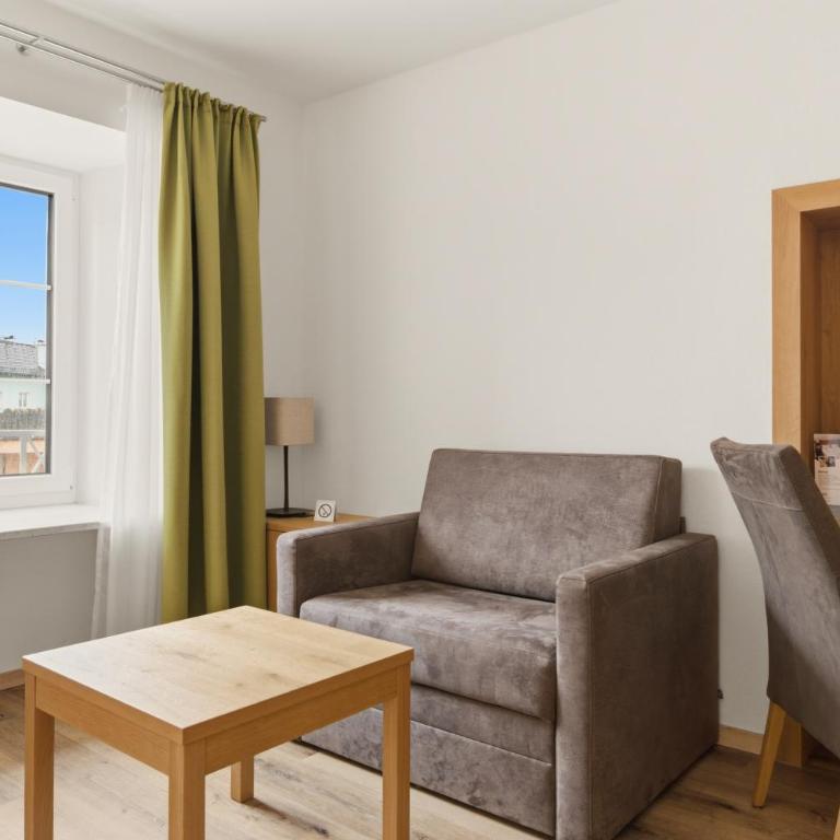 Hotel Lebzelter Straßwalchen, Familien und Business Aufenthalt, Seengebiet, Erlebnispark - Doppelzimmer - 5