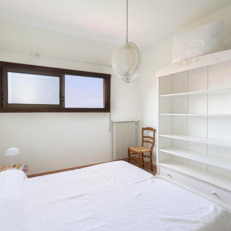 Vue de carte postale et piscine ! - Apartamento Superior con vistas a la ciudad - 12