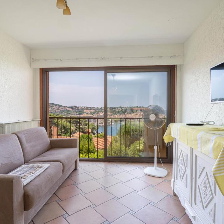 Vue de carte postale et piscine ! - Apartamento Superior con vistas a la ciudad - 5