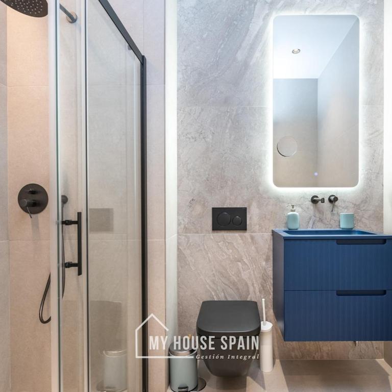MyHouseSpain - Luminoso Ático Duplex en Gijón - Apartamento de 3 dormitorios Premium - 2