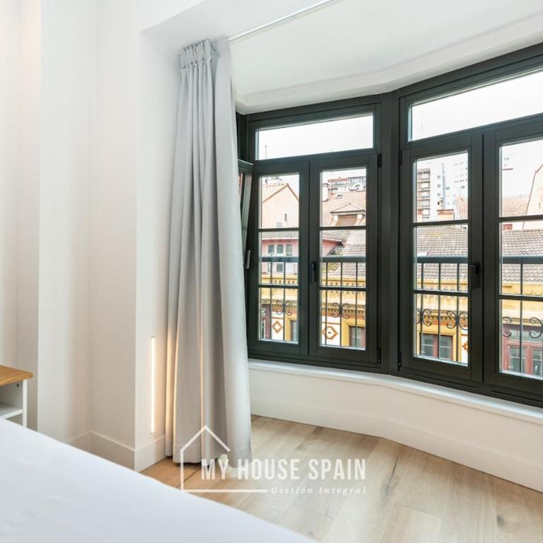 MyHouseSpain - Luminoso Ático Duplex en Gijón - Apartamento de 3 dormitorios Premium - 5