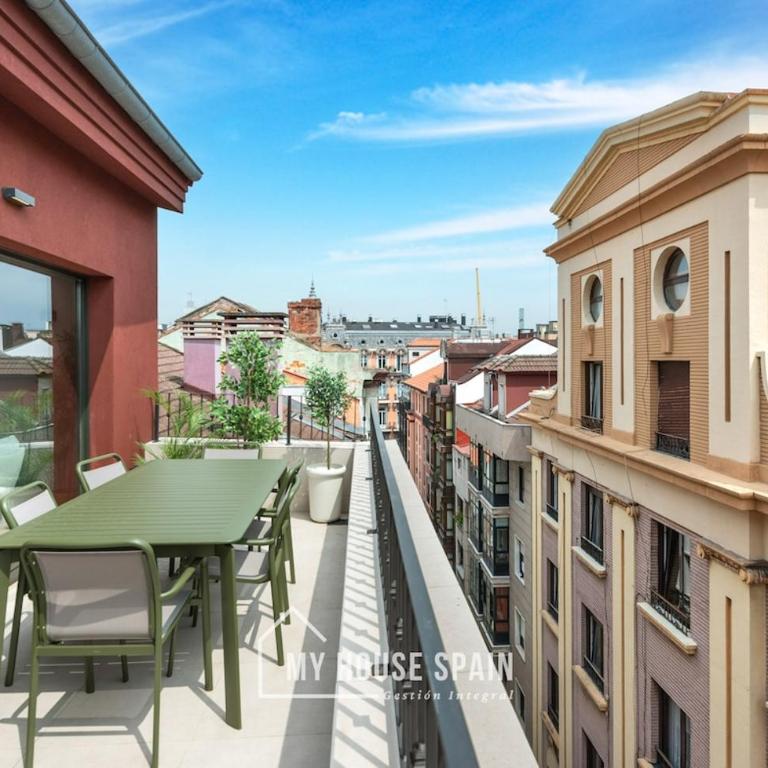 MyHouseSpain - Luminoso Ático Duplex en Gijón - Apartamento de 3 dormitorios Premium - 28