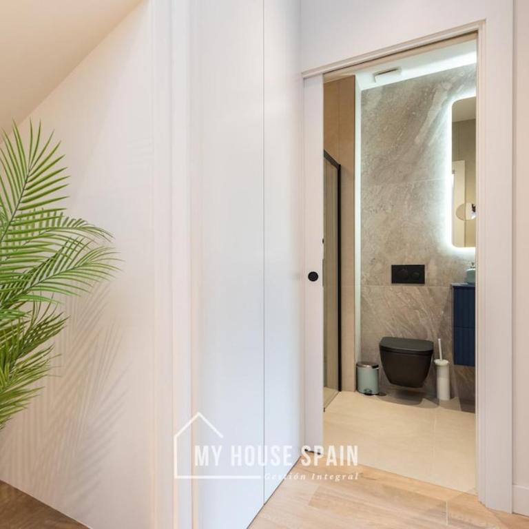 MyHouseSpain - Luminoso Ático Duplex en Gijón - Apartamento de 3 dormitorios Premium - 36