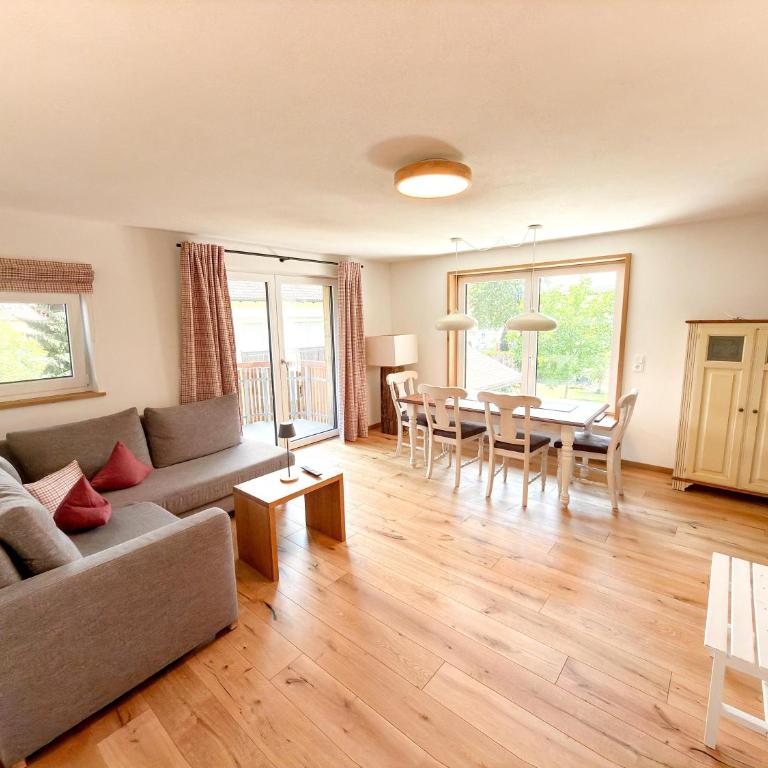 VILLAWILLI - Gemütliche Ferienwohnungen - Apartment mit 2 Schlafzimmern und Balkon - 6
