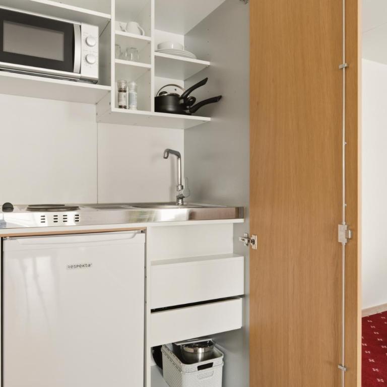 Hotel Lebzelter Straßwalchen, Familien und Business Aufenthalt, Seengebiet, Erlebnispark - Superior Familienzimmer - 3