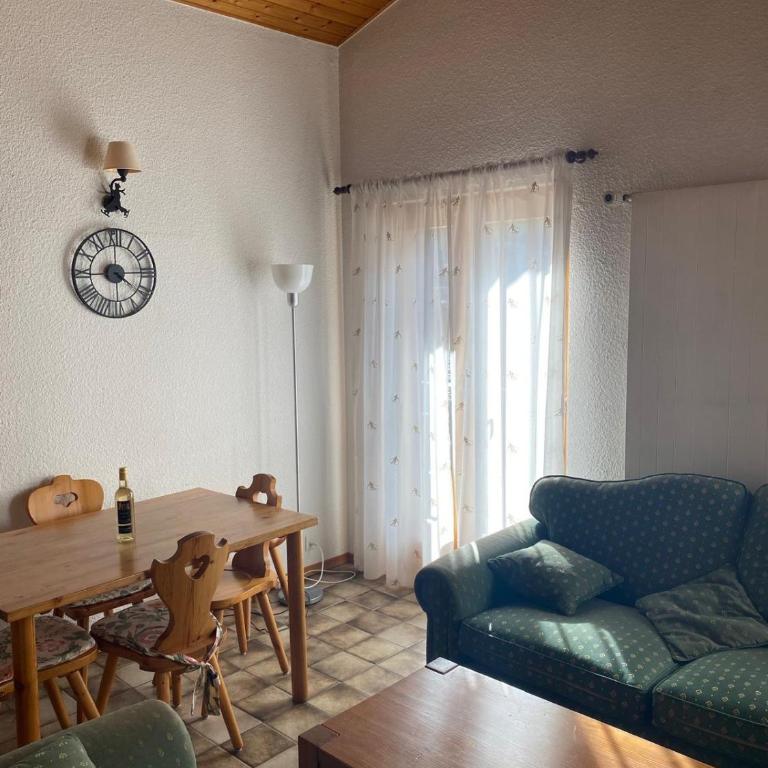 Ambiance chalet à 10 minutes de crans - Appartamento con 3 Camere da Letto - 2
