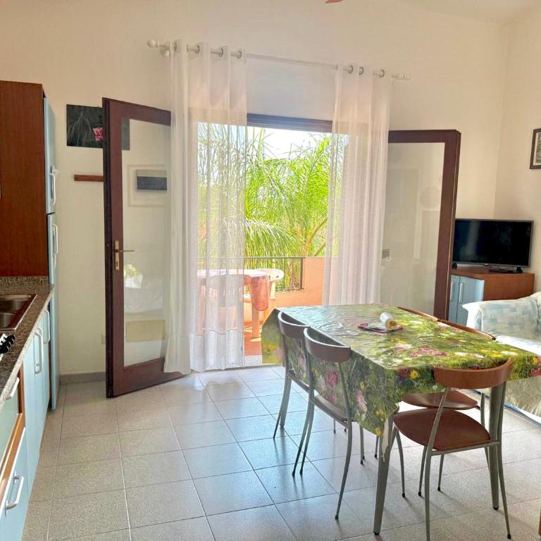 ISS Travel, Villa Fiorita - 800 m from La Cinta beach - Appartamento con Terrazza - 19