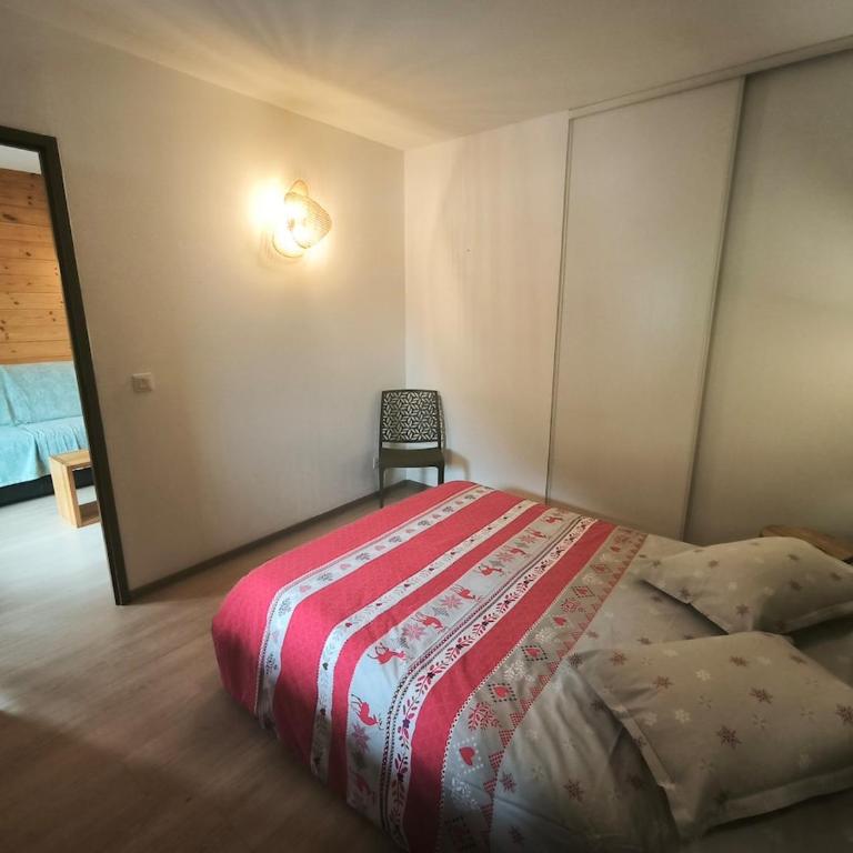 Bel appartement au pied des pistes avec terrasse ensoleillée - Pelvoux-Vallouise - Appartement 2 Chambres - 11