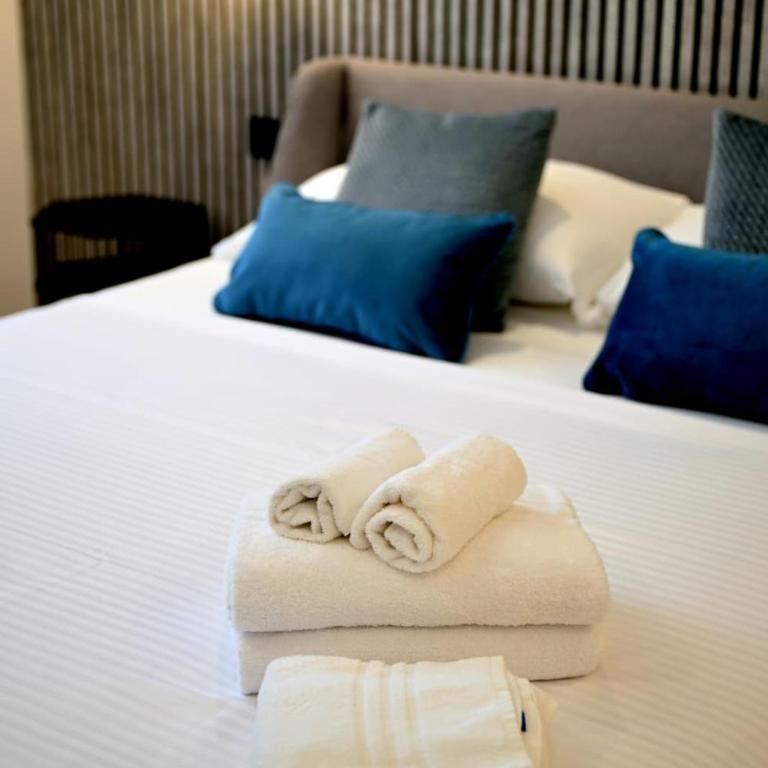 Omnia Luxury Suite - Camera Matrimoniale Deluxe - 27