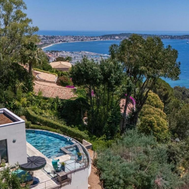 REF 2198 - Super Cannes - Luxueuse villa vue mer à louer - Villa - 3