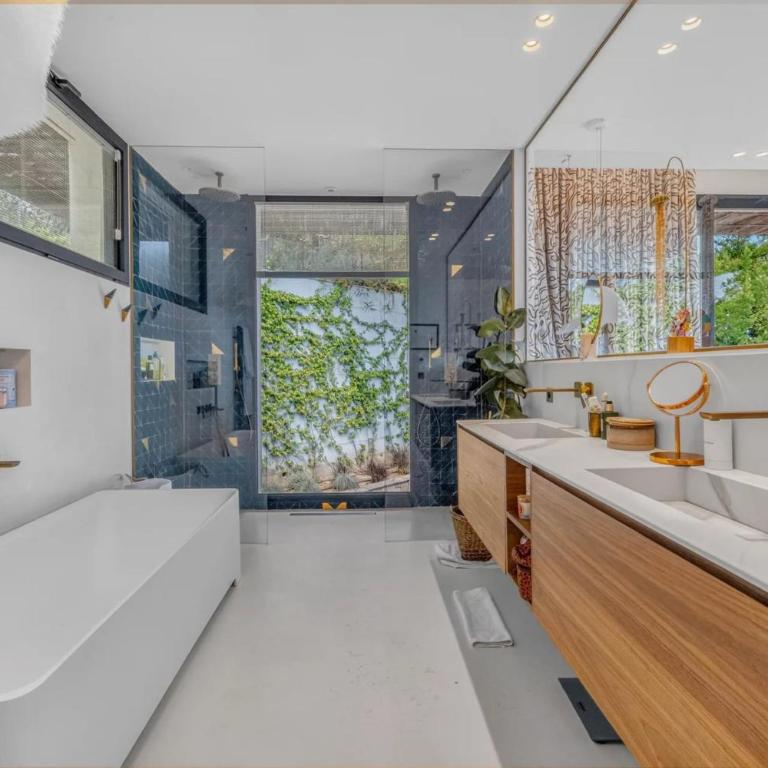 REF 2198 - Super Cannes - Luxueuse villa vue mer à louer - Villa - 32