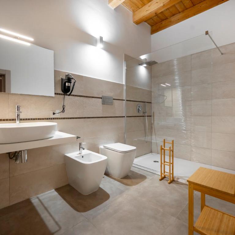 Fried-Rich boutique suites Ortigia - Camera Matrimoniale con Vasca Idromassaggio - 2
