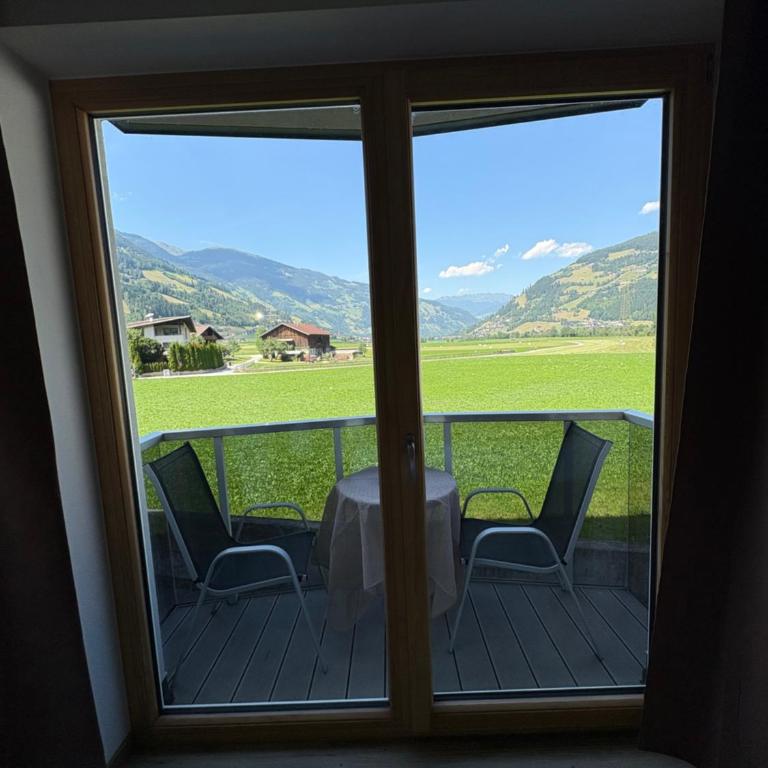 Alpen-Apart - Apartment mit 1 Schlafzimmer, Balkon und Bergblick - 6