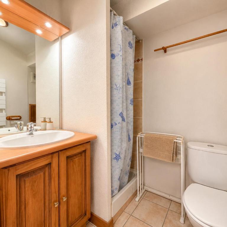 Appartement confortable avec balcon et WIFI, au pied des pistes - Appartement 2 Chambres - 12