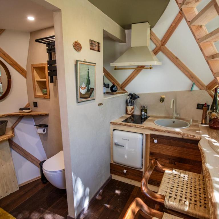 La Pomme de Pin Perchée, cabane romantique pour 2 - Appartement avec Douche - 37