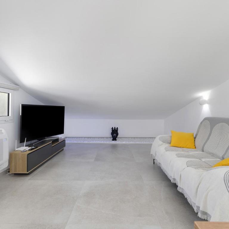 Giordano Luxury Penthouse sea view - Two-Bedroom Deluxe Apartment with Ocean View - 7