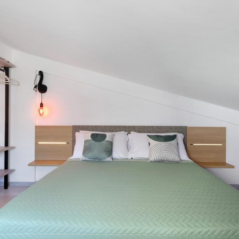 Giordano Luxury Penthouse sea view - Two-Bedroom Deluxe Apartment with Ocean View - 8