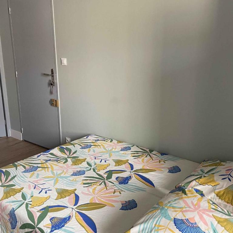 Modern studio near historic center Bordeaux - Studio - 8