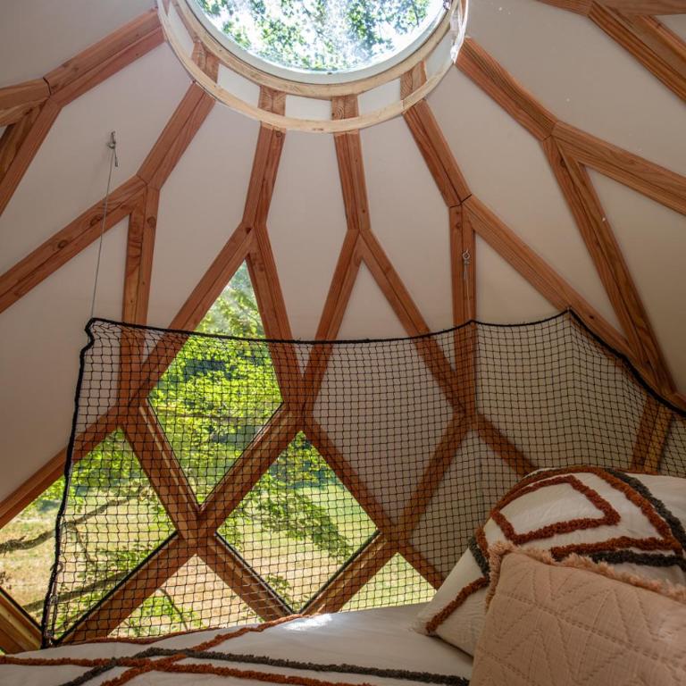 La Pomme de Pin Perchée, cabane romantique pour 2 - Appartement avec Douche - 25