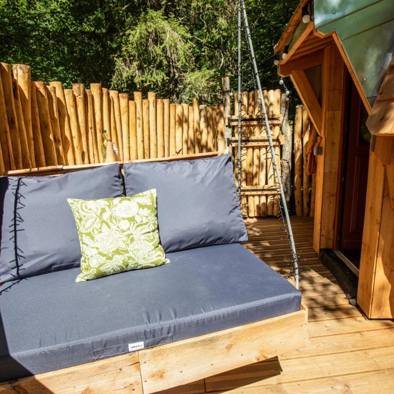 La Pomme de Pin Perchée, cabane romantique pour 2 - Appartement avec Douche - 65